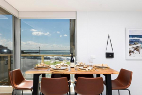 Ebbtide 10, Forster